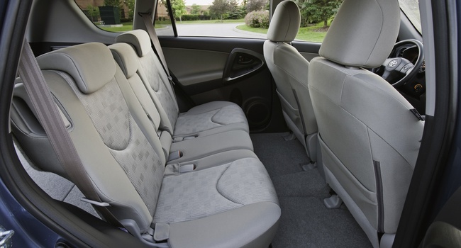 Toyota RAV4 2011