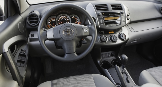 Toyota RAV4 2011