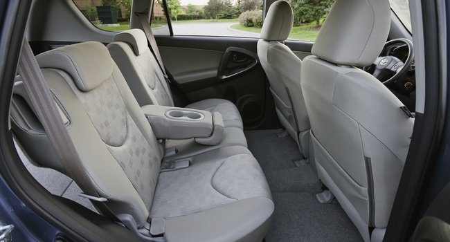 Toyota RAV4 2011