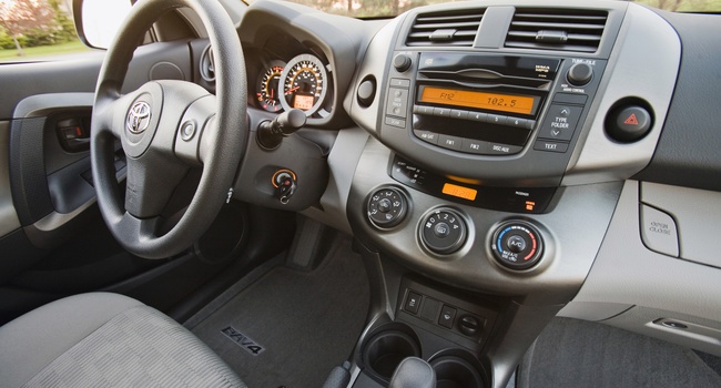 Toyota RAV4 2011