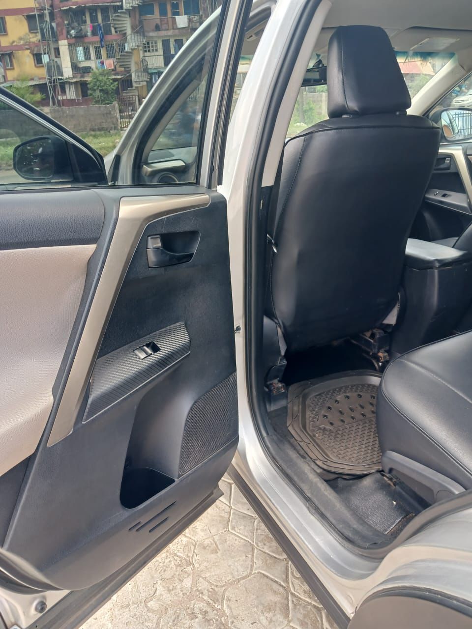 Toyota RAV4  2015 Model In Lagos