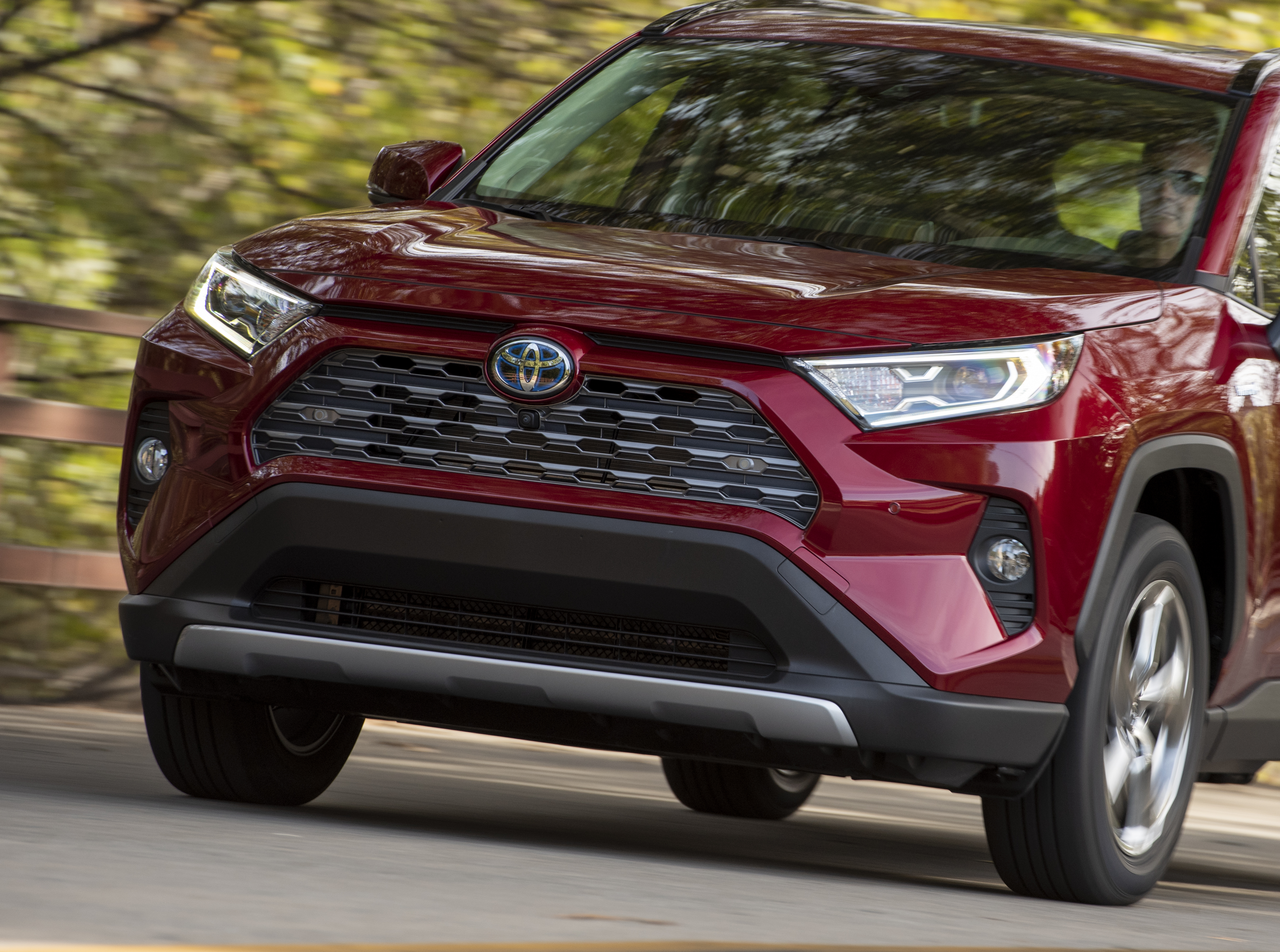  Toyota RAV4 Hybrid 