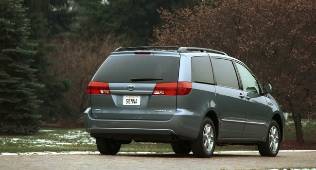 Toyota Sienna SE 2004