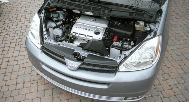 Toyota Sienna SE 2004