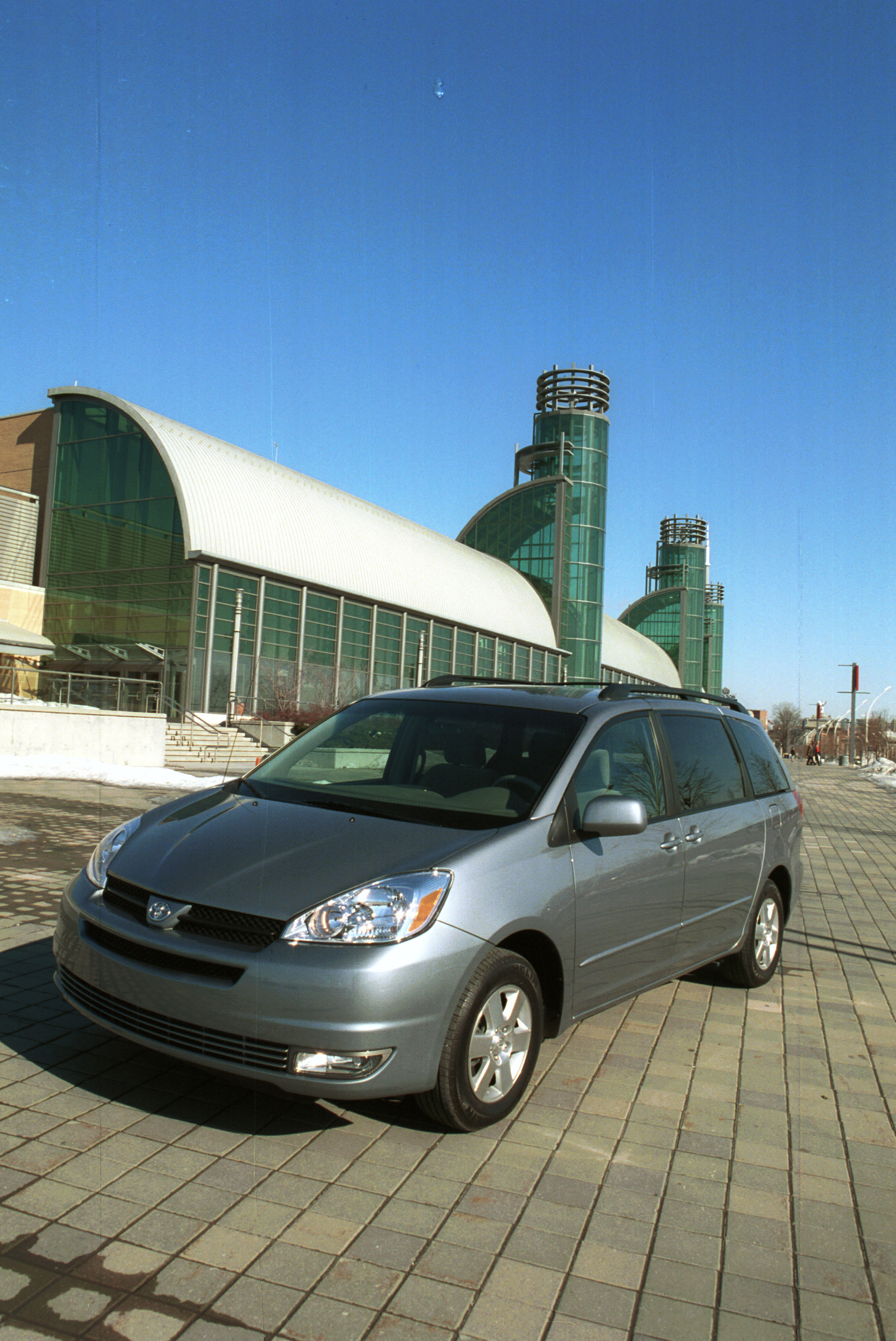  Toyota Sienna SE 