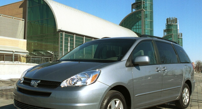 Toyota Sienna SE 2004