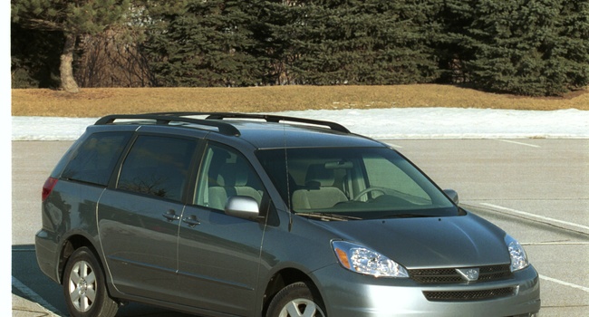 Toyota Sienna SE 2004