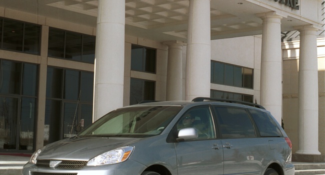 Toyota Sienna SE 2004