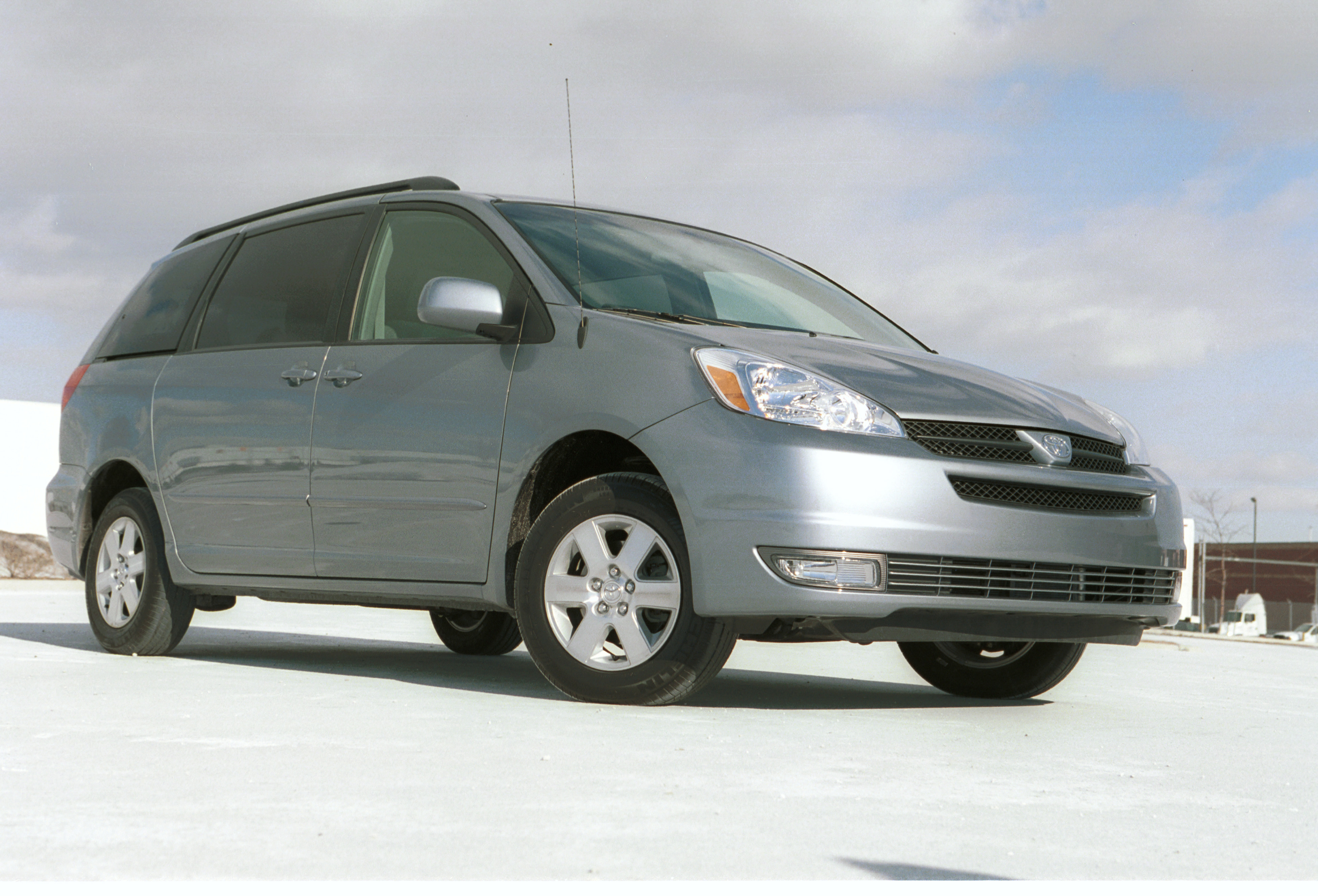  Toyota Sienna SE 