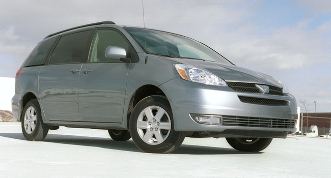 Toyota Sienna SE 2004