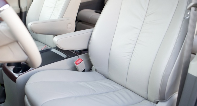 Toyota Sienna SE 2012