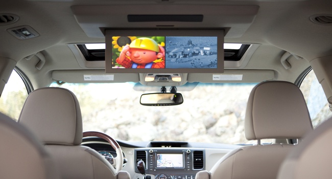 Toyota Sienna SE 2012