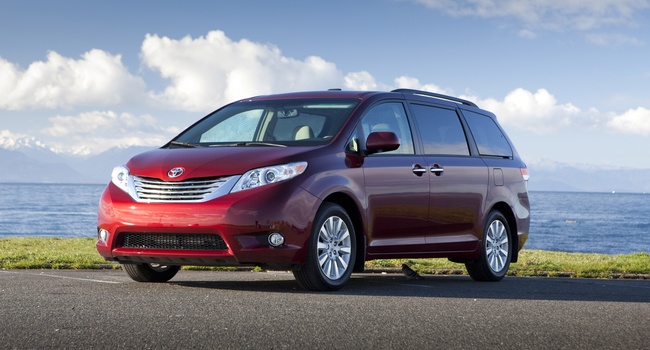 Toyota Sienna SE 2012