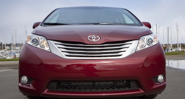 Toyota Sienna SE 2012