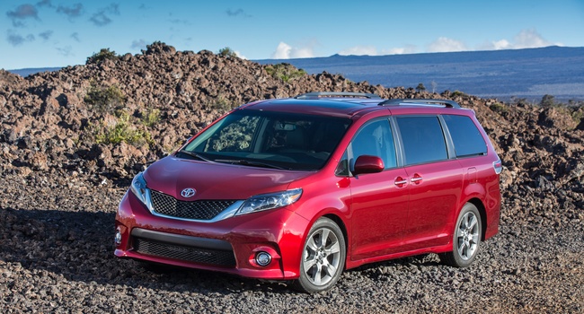 Toyota Sienna SE 2015