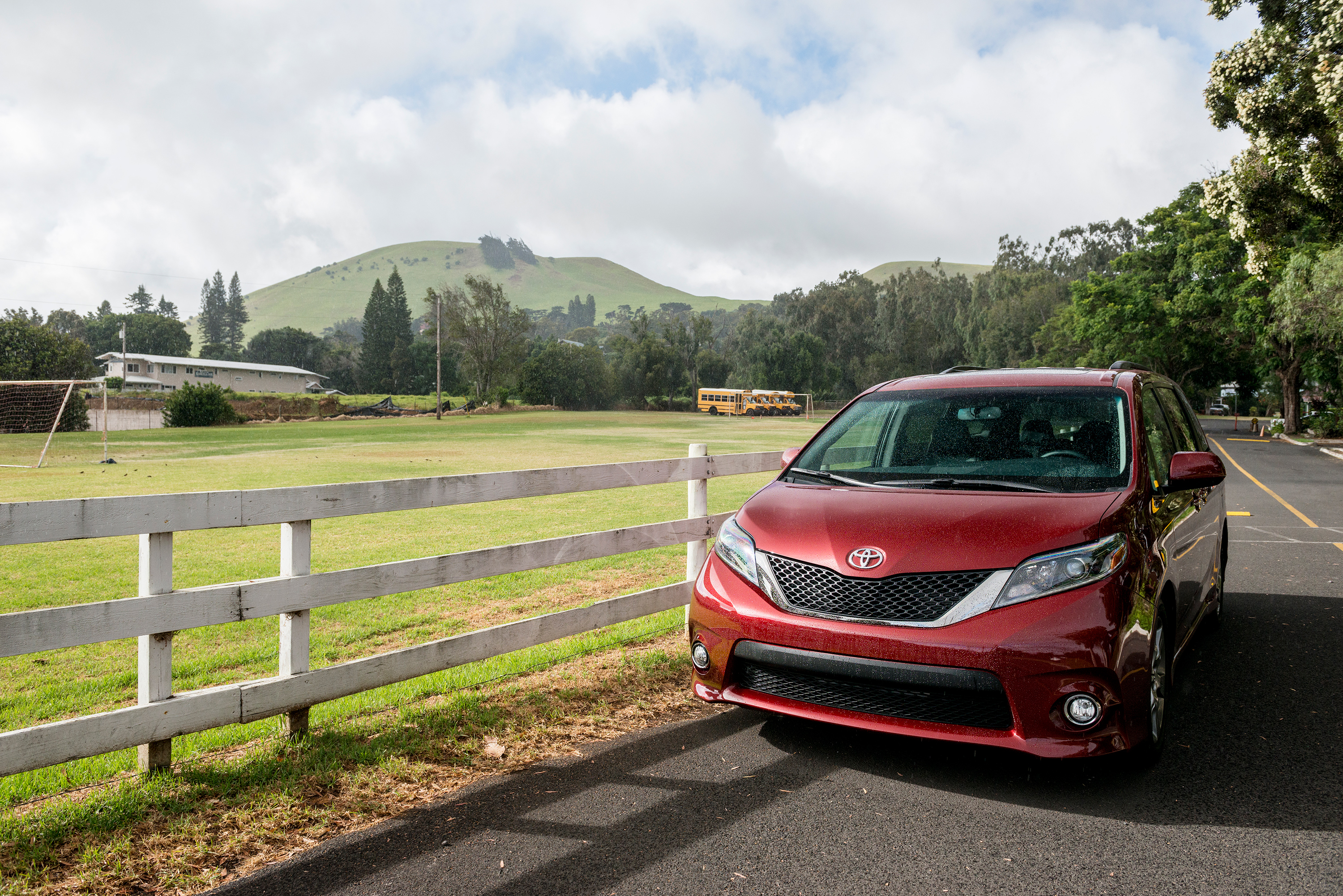  Toyota Sienna SE 