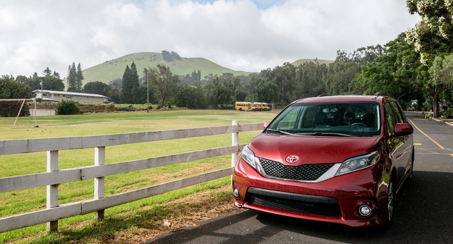 Toyota Sienna SE 2015