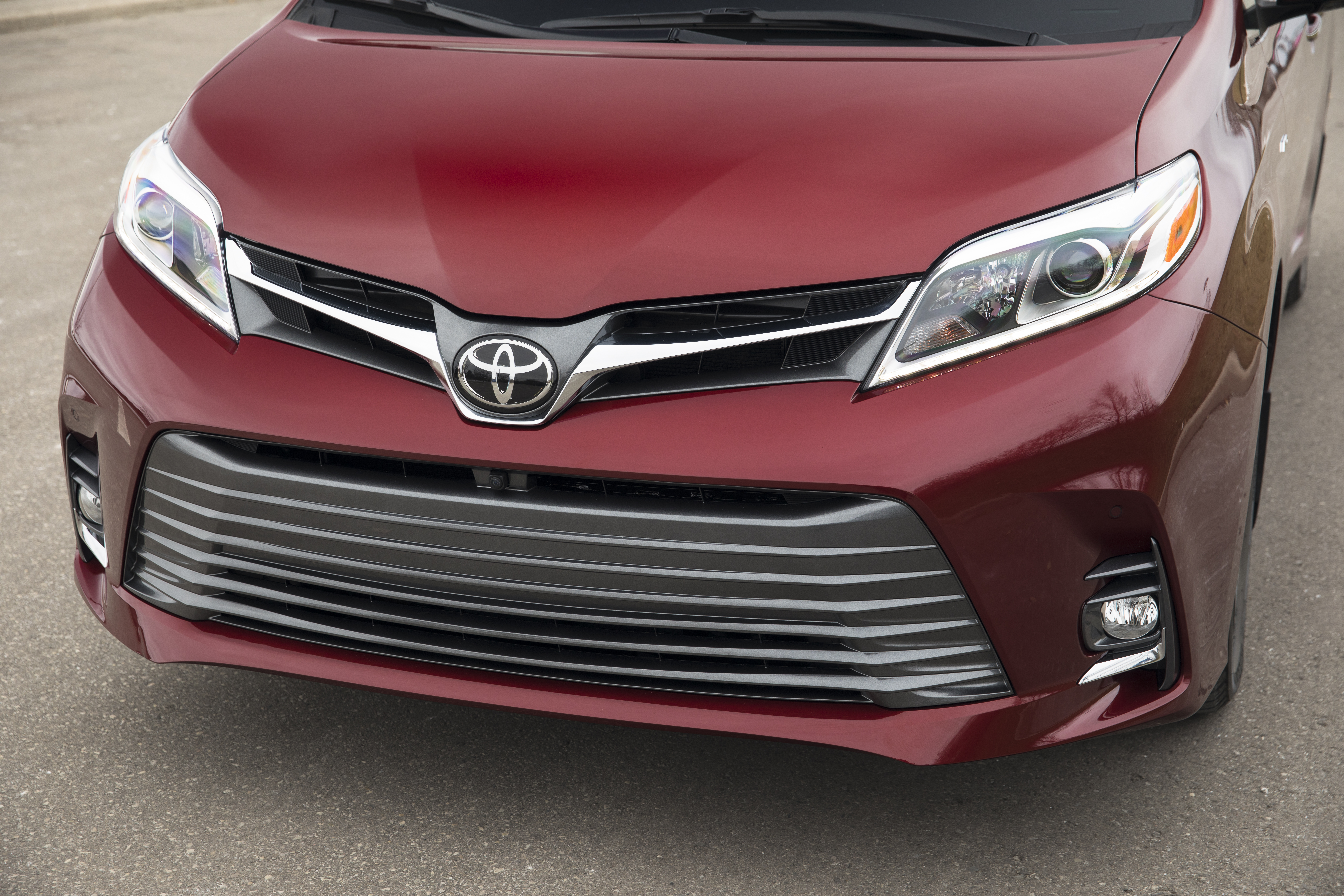  Toyota Sienna SE 
