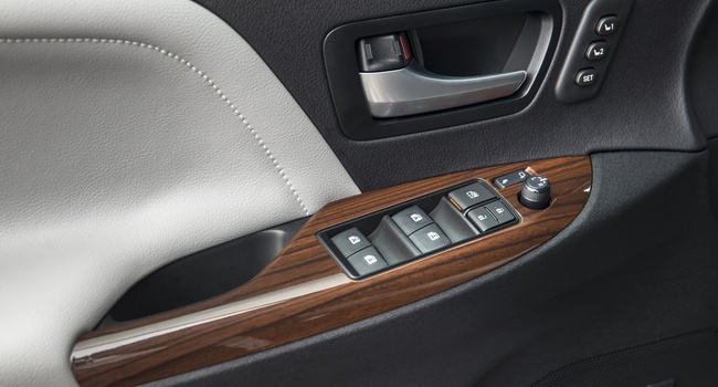 Toyota Sienna SE 2018
