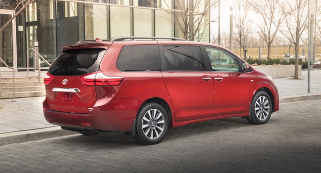 Toyota Sienna SE 2018
