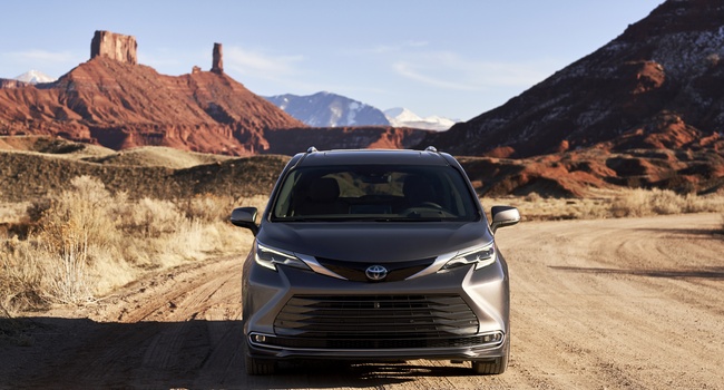 Toyota Sienna SE 2021