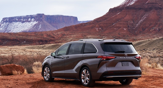 Toyota Sienna SE 2021
