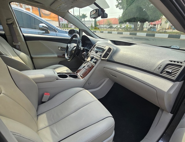 Toyota venza Asaba