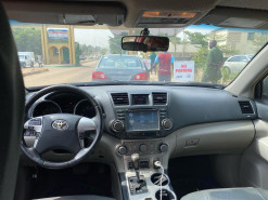 offer image for Toyota HighLander 2019