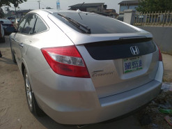 offer image for Honda Crosstour 2010